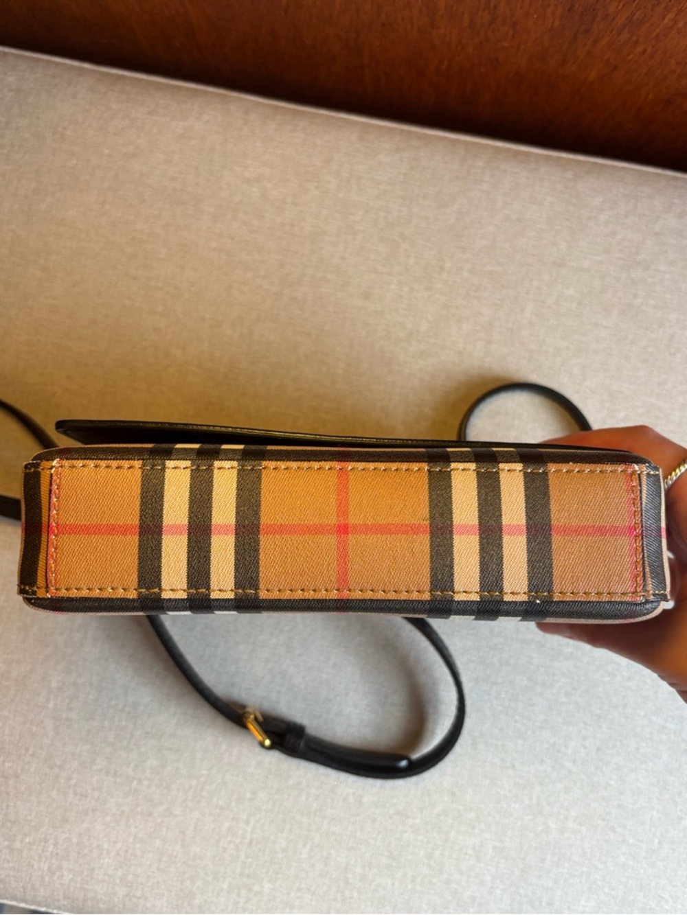 Burberry Hampshire Check Crossbody Bag - Picture 13 of 16